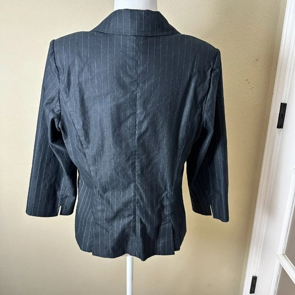 MOSSIMO Pinstripe Cropped Sleeve Blazer Size Large - Picture 7 of 13